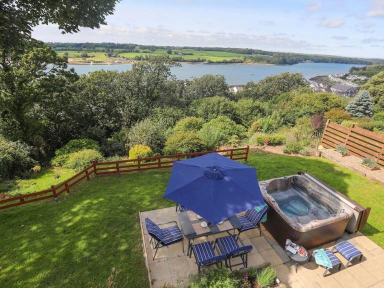 Cottage Bangor