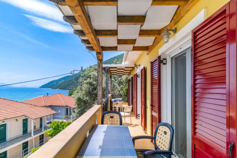 Villa Captain Fotis 4 – Pet-Friendly Apartment with Sea View & Balcony in Lefkada