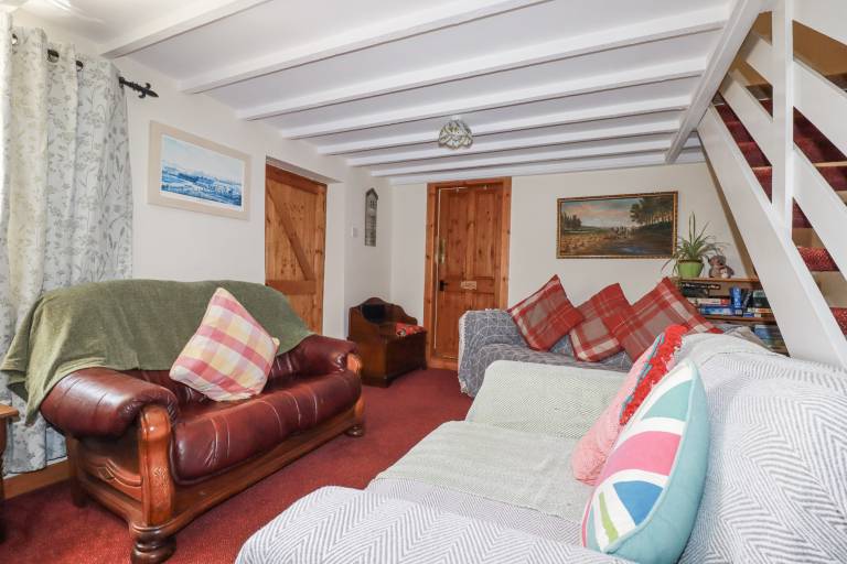Children-friendly pleasant cottage with yard | Dogs allowed — photo 4