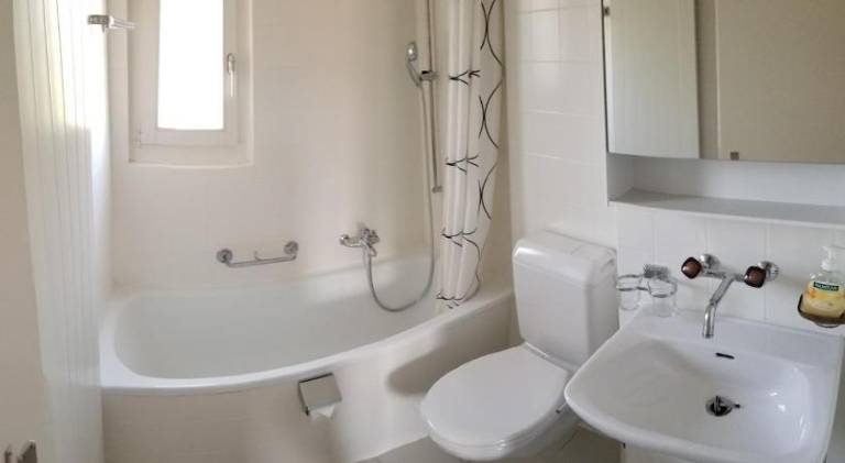 Apartment with 2 rooms for 5 persons — photo 4