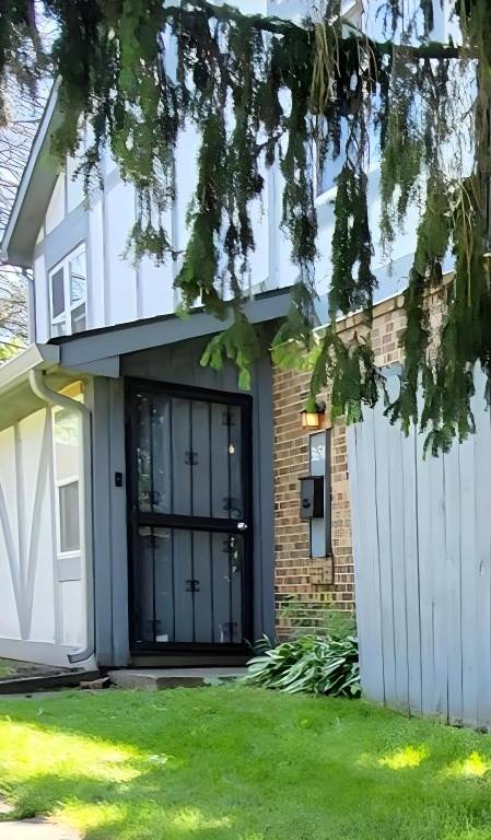 Vacation home with terrace in Marion, IN