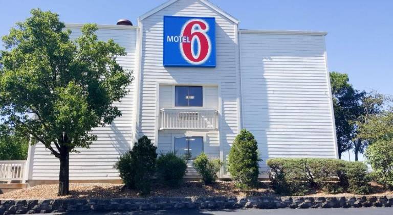 Motel 6 Maryland Heights, MO — photo 5