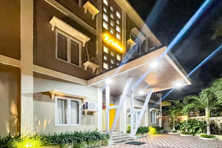 RedDoorz Plus Krishna Homestay Kupang