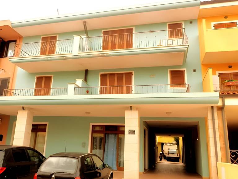 Rental apartment with 2 rooms for 6 persons in Palau