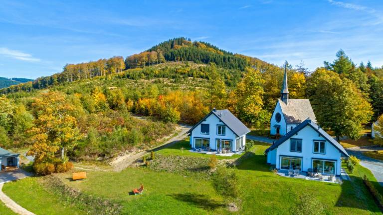 Modern nature idyll with sauna and panoramic view — photo 2