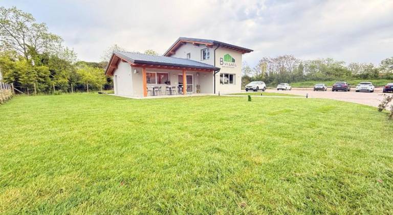 B-Village Bar and Rooms in Pordenone