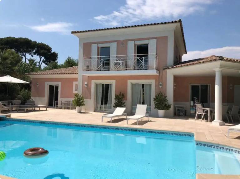 Villa  Antibes