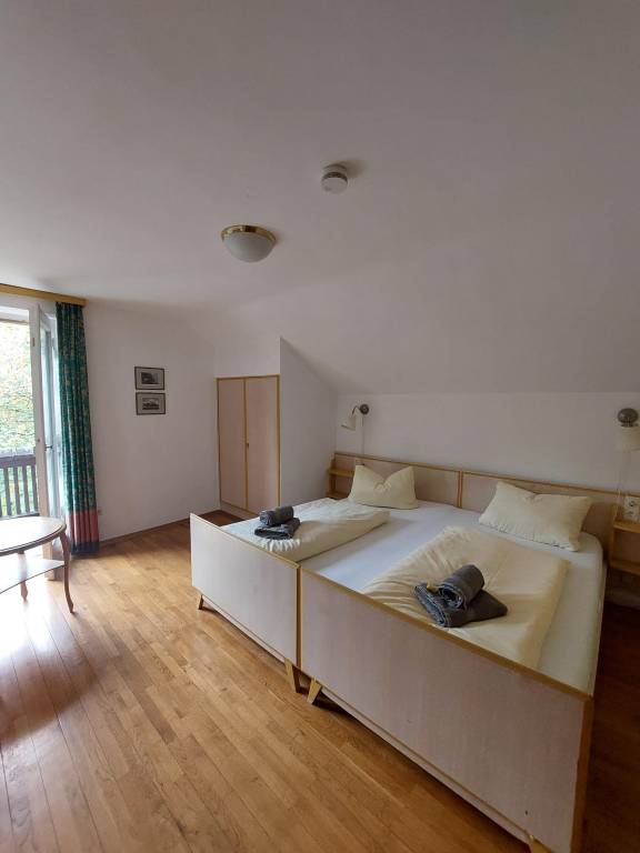 Appartement Fewo Dusche und Bad WC