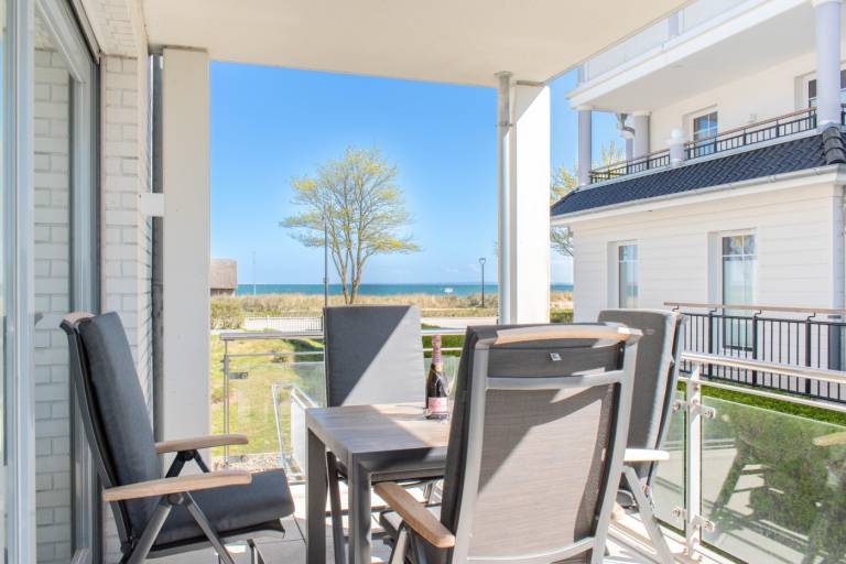 Holiday apartment with patio | Sea view — photo 2
