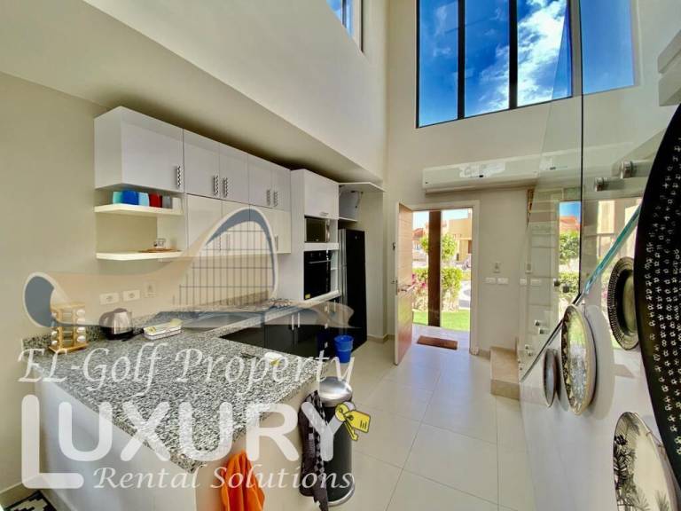 Villa with garden, pool & barbecue | Water view | Pets allowed — photo 3