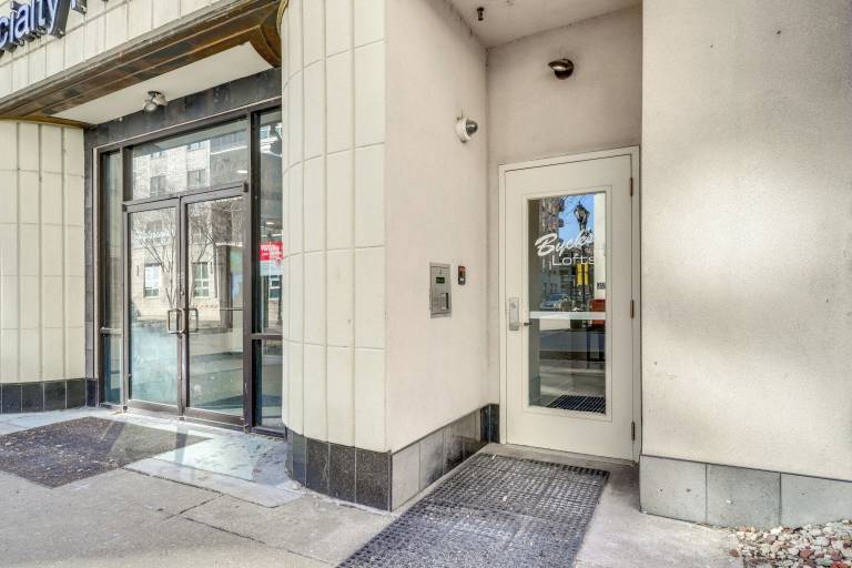 Condo  Downtown