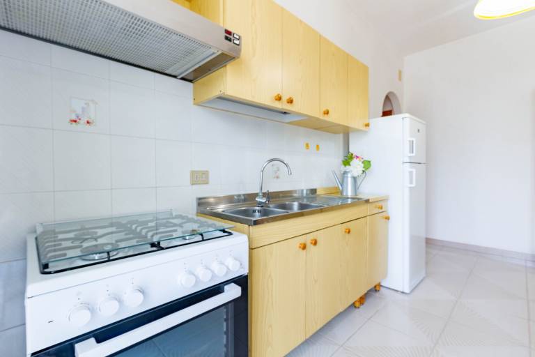 Holiday apartment with 2 rooms for 4 persons — photo 5