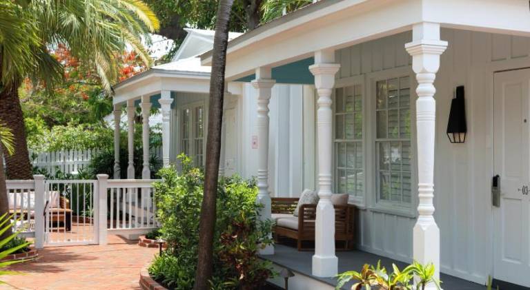 Lighthouse Hotel - Key West Historic Inns — photo 4