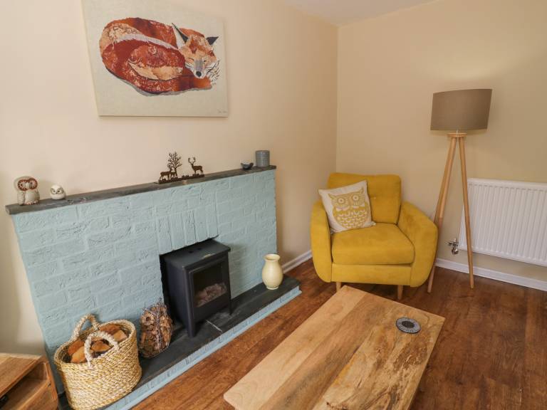 Cottage with garden — photo 4
