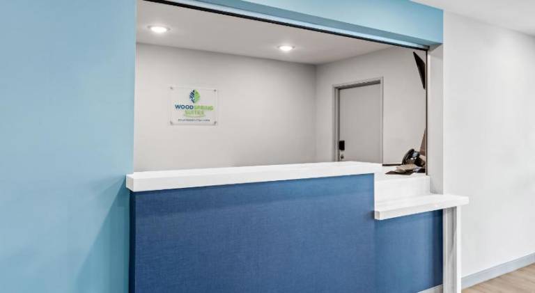 WoodSpring Suites Charlotte Northlake — photo 5