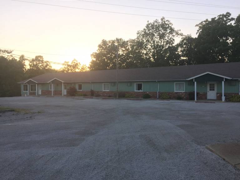 Motel  Carlinville