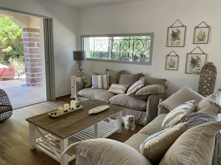 Family-oriented house with private pool, terrace & grill | Good for workation | Pet-friendly — photo 3