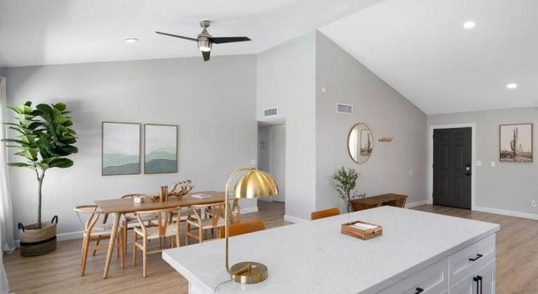 Vacation home with private pool — photo 4