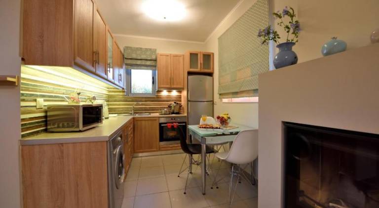 Apartment with garden, jacuzzi & pool | Good for workation — photo 5