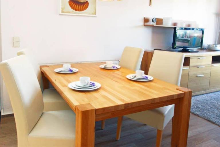 Holiday apartment with patio — photo 5