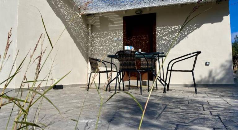 Pleasant villa with patio, barbeque & pool | Suitable for remote work | Dogs allowed — photo 5