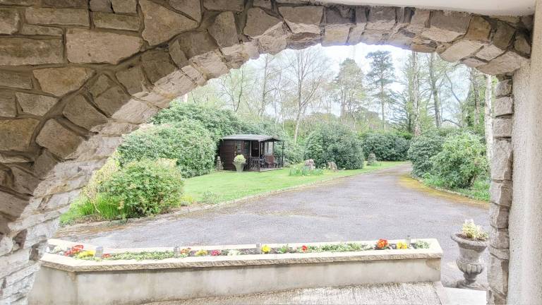 Cottage with jacuzzi & garden — photo 5