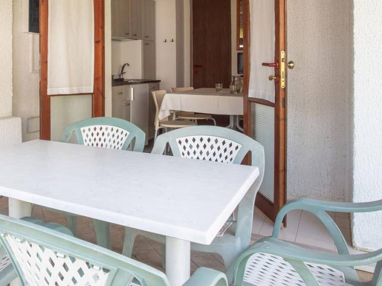 Lovely bungalow with terrace & heated pool | Dogs allowed — photo 5