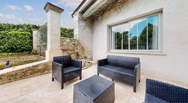 Spacious vacation home with pool | Pets are welcome — photo 3
