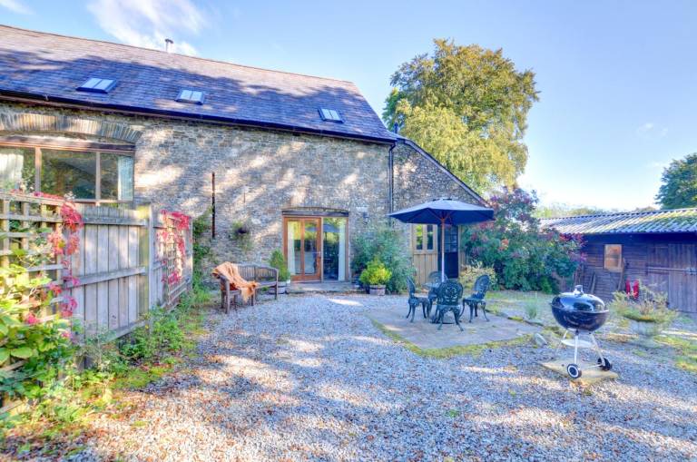 Cottage with BBQ in Carmarthen