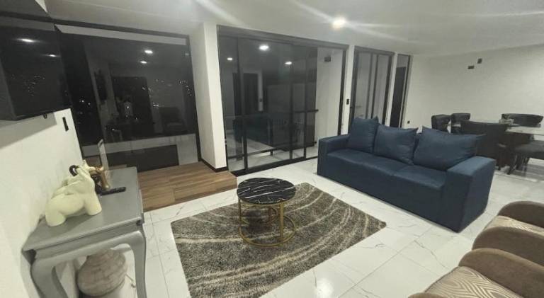 170 m&sup2; Ferienhaus
