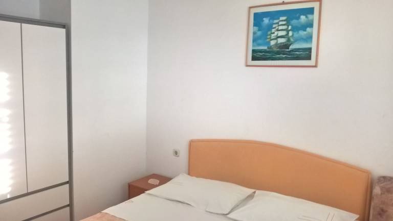 Two bedroom apartment near beach Cove Torac, Hvar (A-4044-a) — photo 5