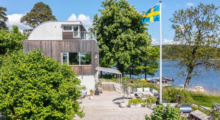Spacious villa | Dogs allowed in Solna