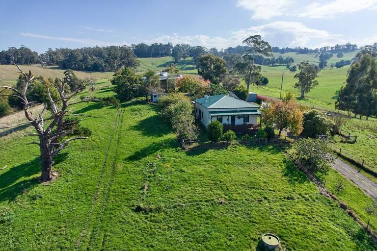 Farmhouse  Noojee
