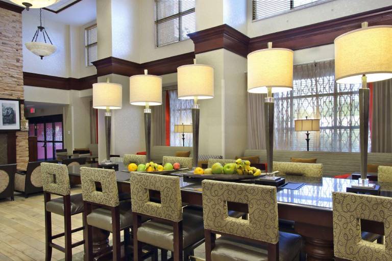 Hampton Inn & Suites Florence-Downtown — photo 2