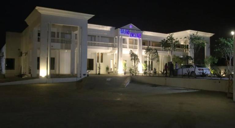 Hotel Grand Enclave Hotel