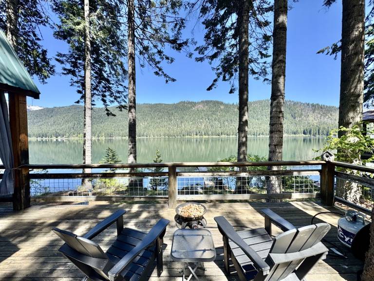 Cabin Lake Wenatchee