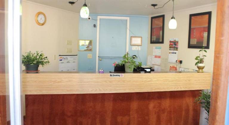 Silver Sands Motel — photo 2
