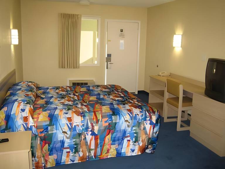 Quality Inn & Suites Columbus West in Columbus, IN