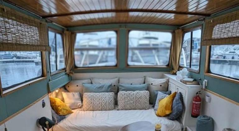Pleasant boat | Dogs allowed — photo 4