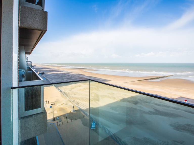 Beautiful apartment with phenomenal sea view — photo 2