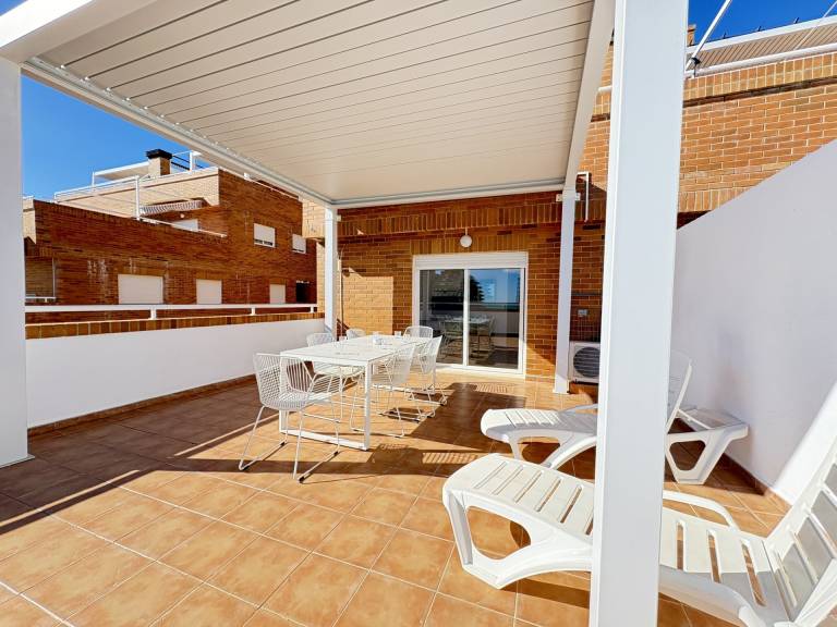 Fully equipped rental apartment with pool | Close to the beach | Pets allowed — photo 4