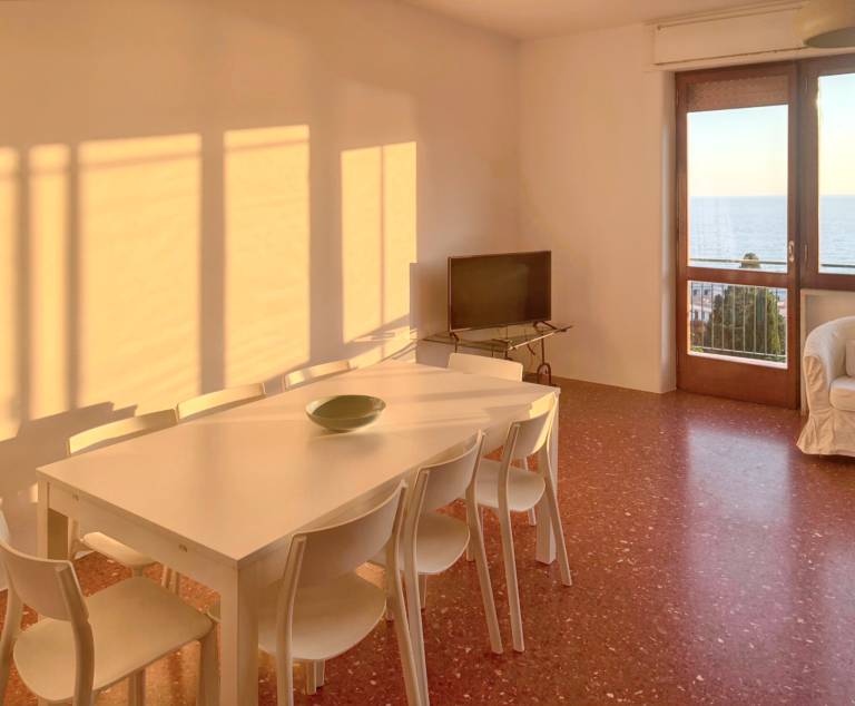 Spacious apartment with sea view in Sperlonga 109 m² — photo 4