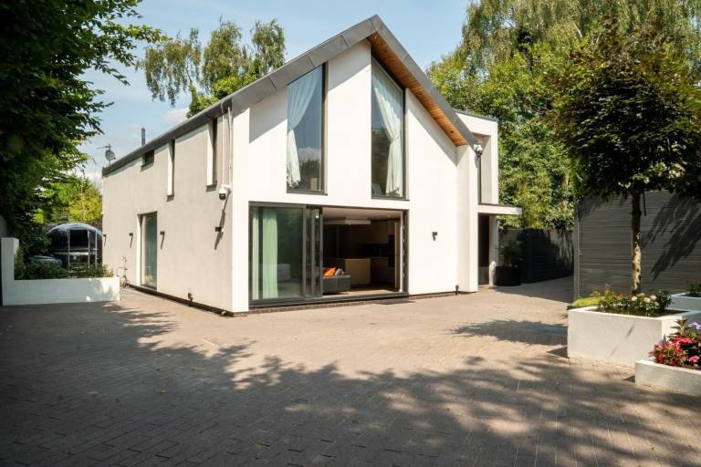 Villa Altrincham