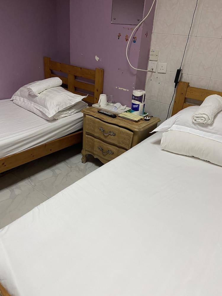 Famous Guesthouse in Kowloon