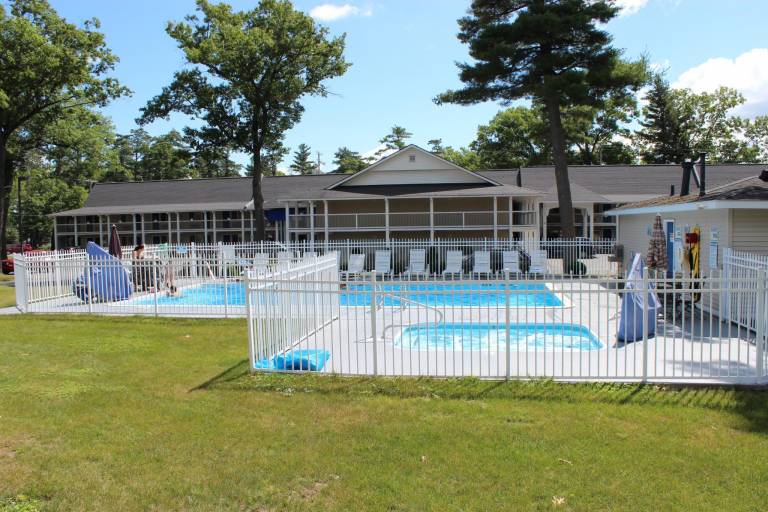Travelodge by Wyndham Traverse City MI — photo 5