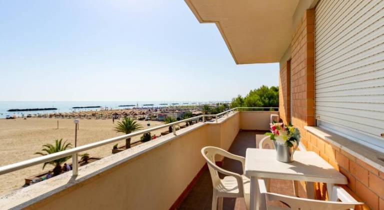 Pleasant apartment with terrace | Next to the beach | Pets allowed in Porto San Giorgio