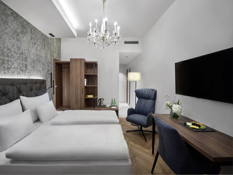 Hotel Schwarzer Adler — photo 2