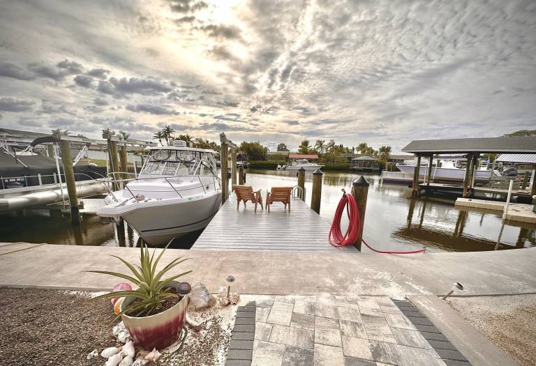 Pension Apollo Beach