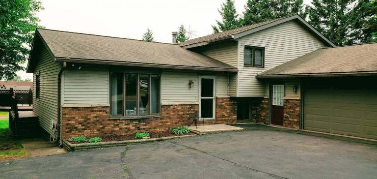 House Two Harbors