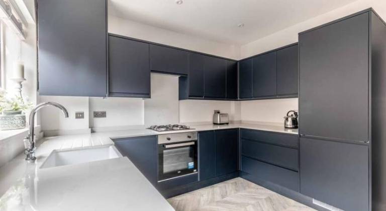 Vacation home with 2 rooms for 4 persons in Windsor